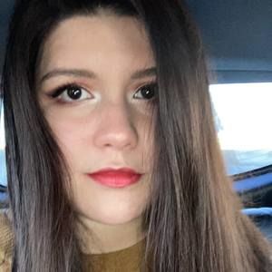 Meet your Posher, Stacy